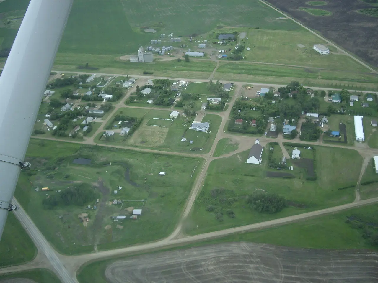 Aerial view of the village and grain elevator, 2007